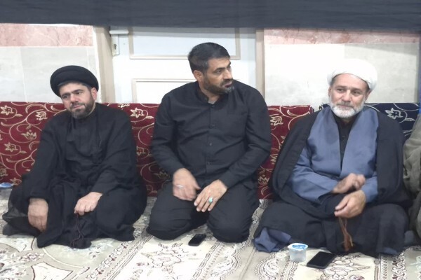 مراسم عزاداری شب نهم محرم در بیت نماینده ولی‌ فقیه در لرستان