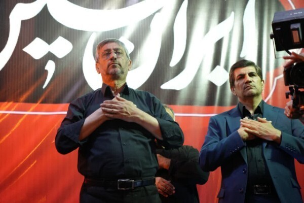 عکس | شرکت استاندار لرستان در مراسم عزاداری سیدالشهدا(ع) در هیئات مذهبی خرم‌آباد