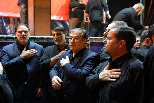 عکس | شرکت استاندار لرستان در مراسم عزاداری سیدالشهدا(ع) در هیئات مذهبی خرم‌آباد