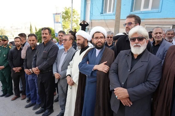 آیین بدرقه شهیدان «سید حسین موسوی» و «علی بازگیر» در خرم‌آباد