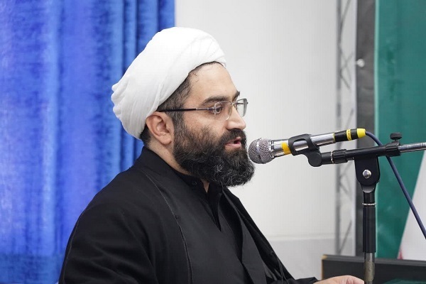 عکس | دیدار مردم رومشکان با نماینده ولی‌فقیه در لرستان