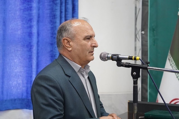 عکس | دیدار مردم رومشکان با نماینده ولی‌فقیه در لرستان