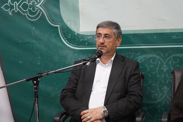 عکس | دیدار مردم رومشکان با نماینده ولی‌فقیه در لرستان