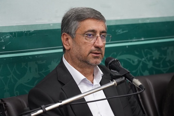 عکس | دیدار مردم رومشکان با نماینده ولی‌فقیه در لرستان