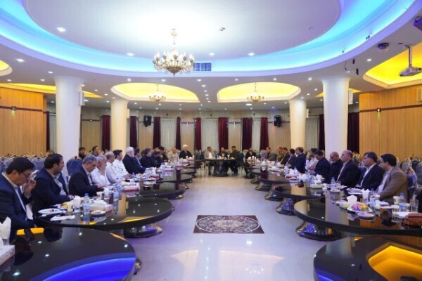 نشست بررسی جنگ تحمیلی ۱۲ روزه آمریکایی صهیونیستی علیه ایران اسلامی در لرستان