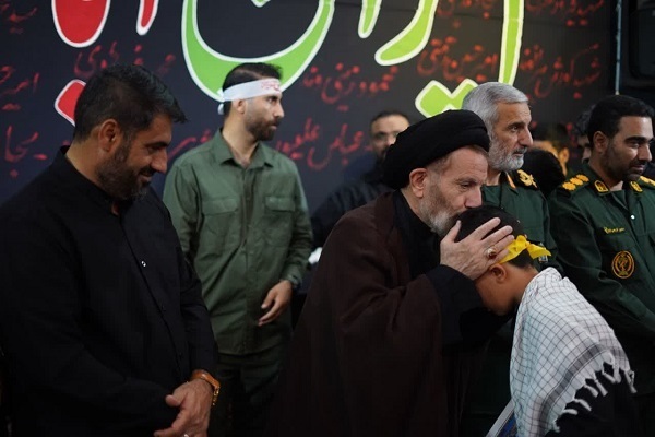 مراسم یادبود شهدای جنگ تحمیلی 12 روزه در خرم‌آباد