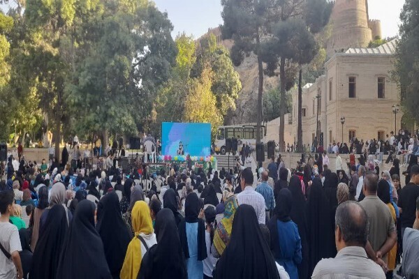 جشن بزرگ امت احمد(ص) در خرم‌آباد