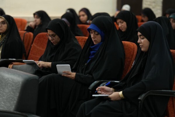 دوره توانمندسازی ارکان حلقات صالحین لرستان در مشهد