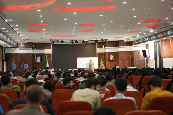 دوره توانمندسازی ارکان حلقات صالحین لرستان در مشهد