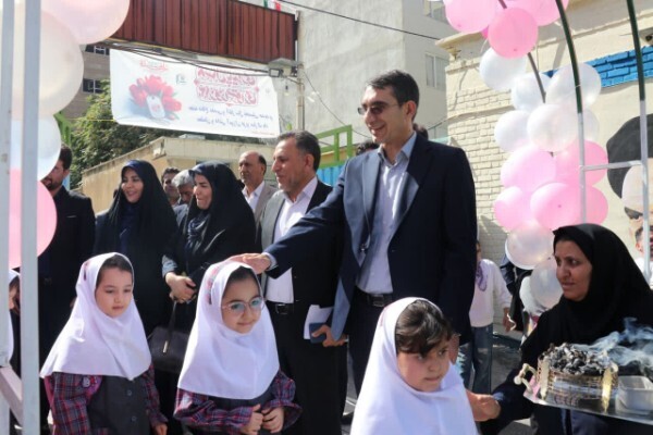 جشن شکوفه‌ها در خرم آباد