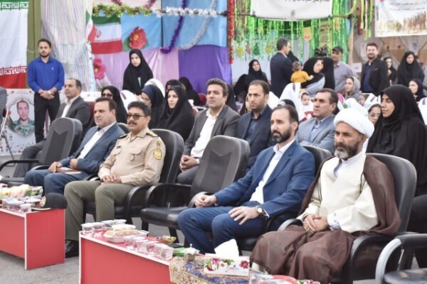 جشن شکوفه‌ها در خرم آباد