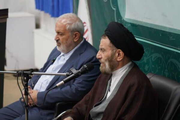 دیدار وزیر نیرو با نماینده ولی‌فقیه در لرستان