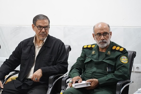 دیدار مدیرکل حفظ آثار و نشر ارزش های دفاع مقدس با نماینده ولی فقیه در لرستان