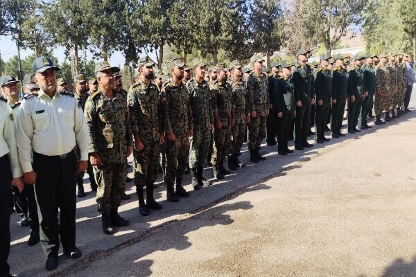 گلباران و عطر افشانی گلزار مطهر شهدای شهرستان خرم‌آباد