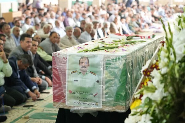 مراسم وداع با پیکر شهید «غلامرضا جمشیدی» در خرم‌آباد