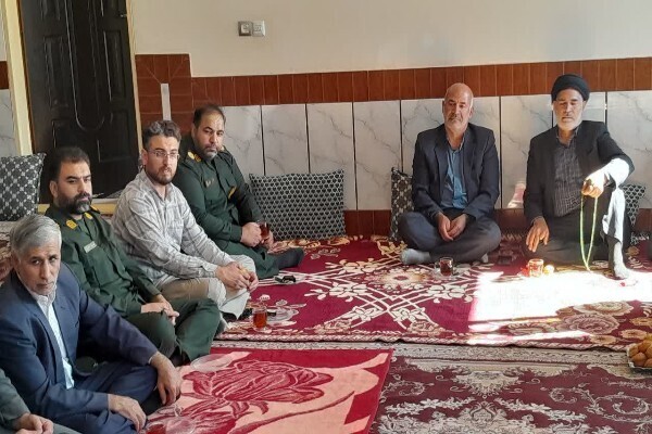 دیدار با خانواده شهید «سید مجید نجفی» در چگنی