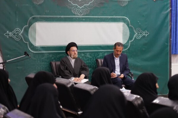 نشست خواهران مطالبه‌گر خرم‌آباد