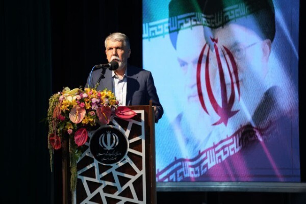 آیین اختتامیه دهمین دوره جایزه کتاب سال لرستان