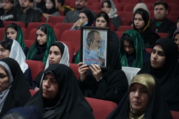 آیین اختتامیه دهمین دوره جایزه کتاب سال لرستان