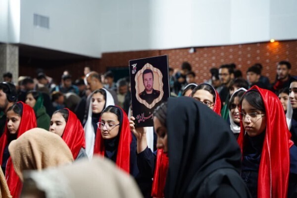 آیین اختتامیه دهمین دوره جایزه کتاب سال لرستان