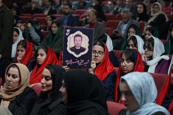 آیین اختتامیه دهمین دوره جایزه کتاب سال لرستان