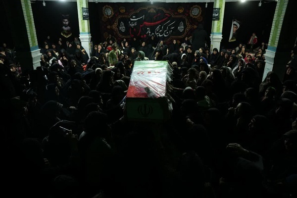 تشییع پیکر دو شهید گمنام در الشتر و نورآباد