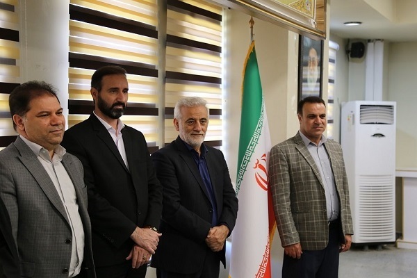 تجلیل دانشگاه لرستان از خانواده‌های معظم شهیدان جنگ تحمیلی 12 روزه