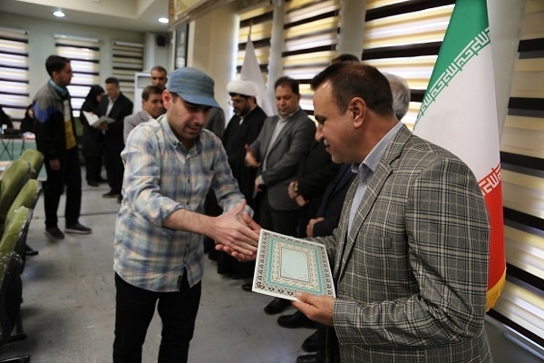 تجلیل دانشگاه لرستان از خانواده‌های معظم شهیدان جنگ تحمیلی 12 روزه