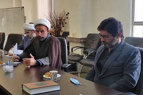 جلسه هماهنگی و برنامه‌ریزی محفل انس و تدبر در قرآن