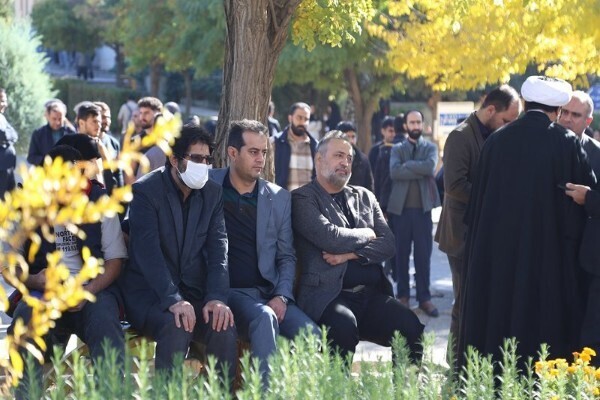 تشییع پیکر شهید گمنام در دانشگاه لرستان