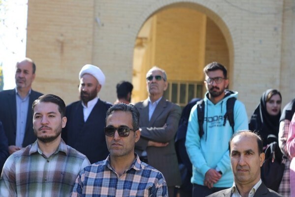 تشییع پیکر شهید گمنام در دانشگاه لرستان