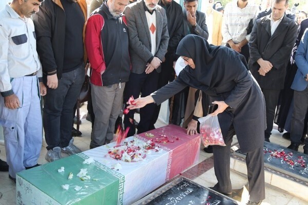 تشییع پیکر شهید گمنام در دانشگاه لرستان