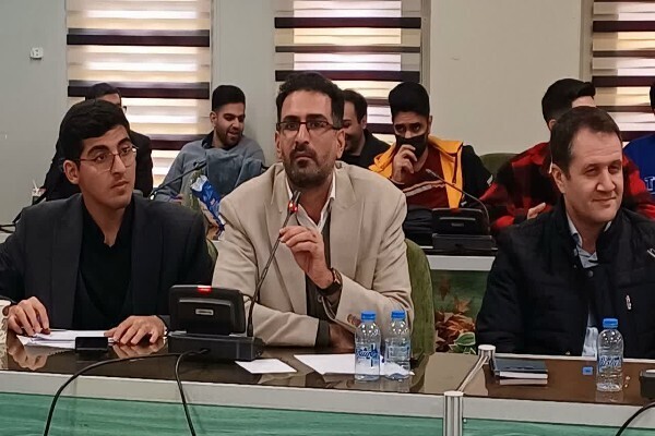 آیین اختتاميه چهاردهمین دوره مسابقات مناظره دانشجویان لرستان برگزار شد