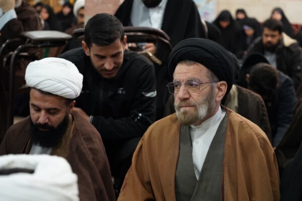 اجتماع طلاب و روحانیون لرستان در محکومیت هتک‌کنندگان قرآن کریم، مرجعیت دینی و ولایت فقیه