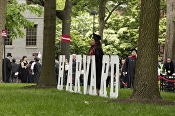 Filistin’e destek gösterileri nedeniyle bütçe baskısına alınan Harvard doktora kontenjanını azaltıyor