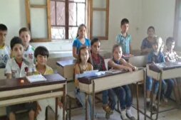 Suriye Milli Eğitim Bakanı’nın din karşıtı kararına protestolar