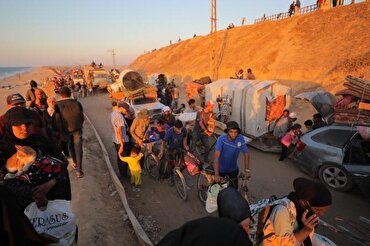 Katil İsrail'in katliamları ve açlıkla göçe zorlamasına rağmen Gazze'de 900 bin kişi yerini terk etmedi