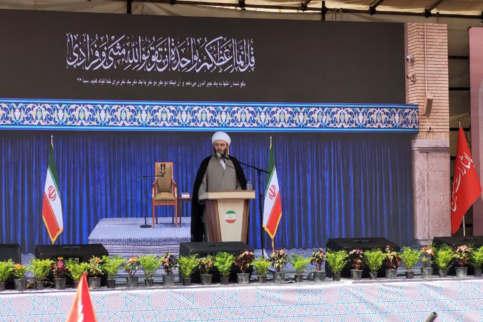 مسجد؛ کانون اجتماع مؤمنان و سنگر ایستادگی در برابر جریان استکبار