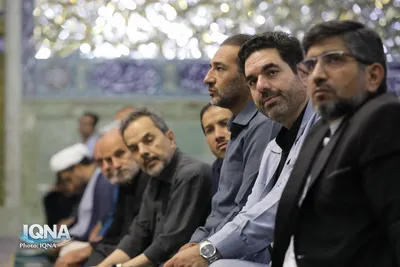غبارروبی مضجع شریف کریمه اهل بیت توسط جامعه قرآنی کشور