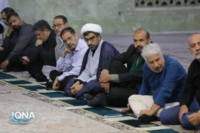 غبارروبی حرم حضرت معصومه (س) توسط جامعه قرآنی 